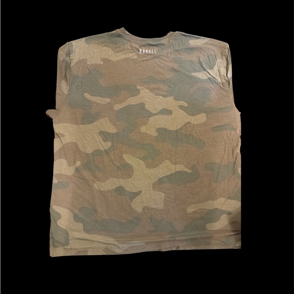 NOBULL Men’s Green Camouflage Short Sleeve Tee - Picture 3 of 4